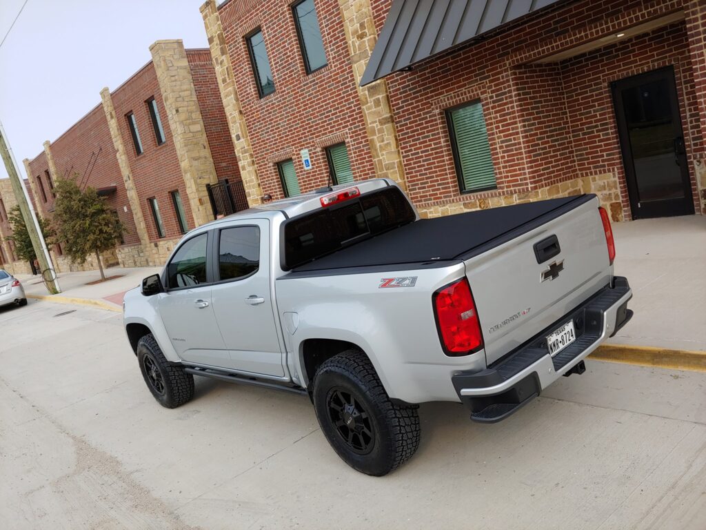 2019 Chevy Colorado With Bed Cover